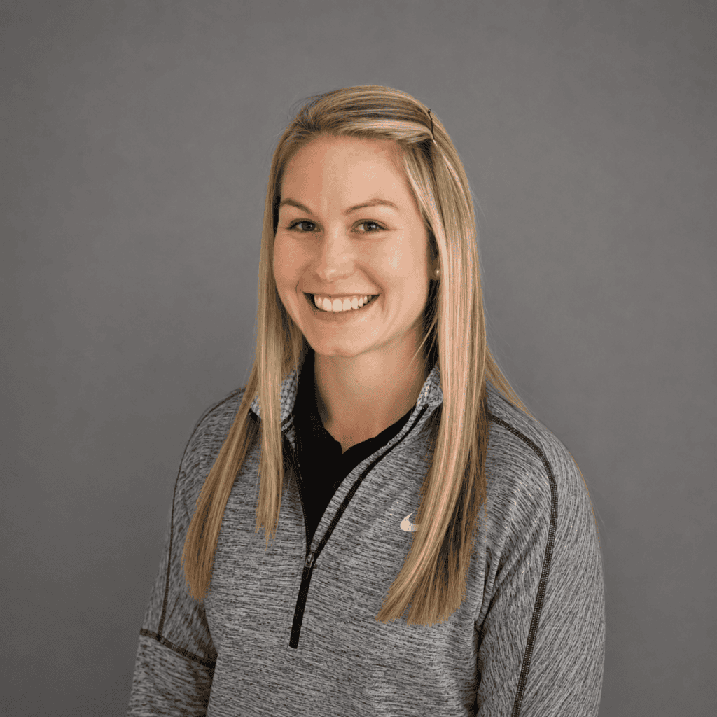 Emma Shinkin Headshot Fit Again Sports Therapy
