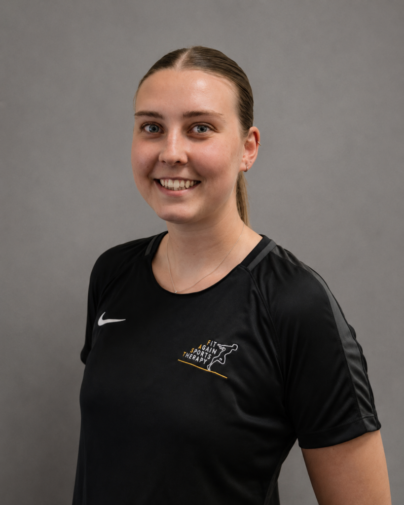 Bethany Goold Headshot Fit Again
