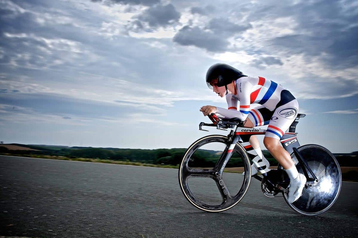 Hayley Simmonds competing in elite time trial cycling